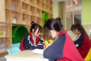 读万卷书 行万里路